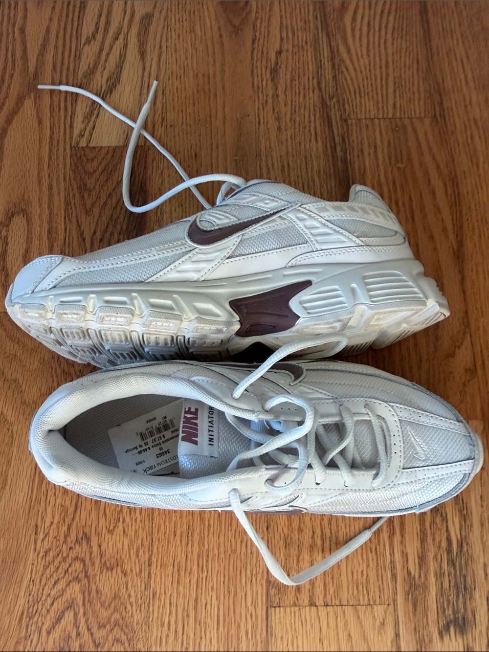 Nike Initiator Womens White Athletic Sneakers with Brown Accent